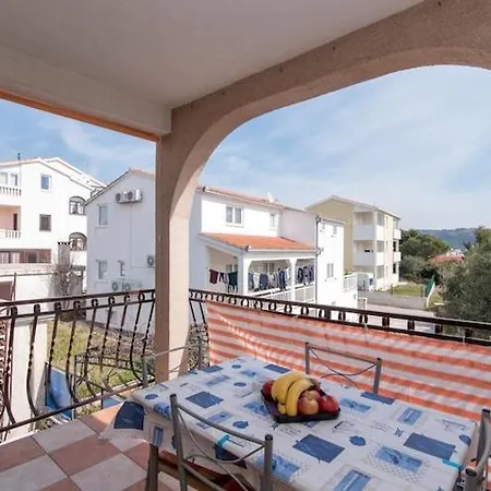 Appartamento Fidelis - Two Bedroom With Terrace 6 *